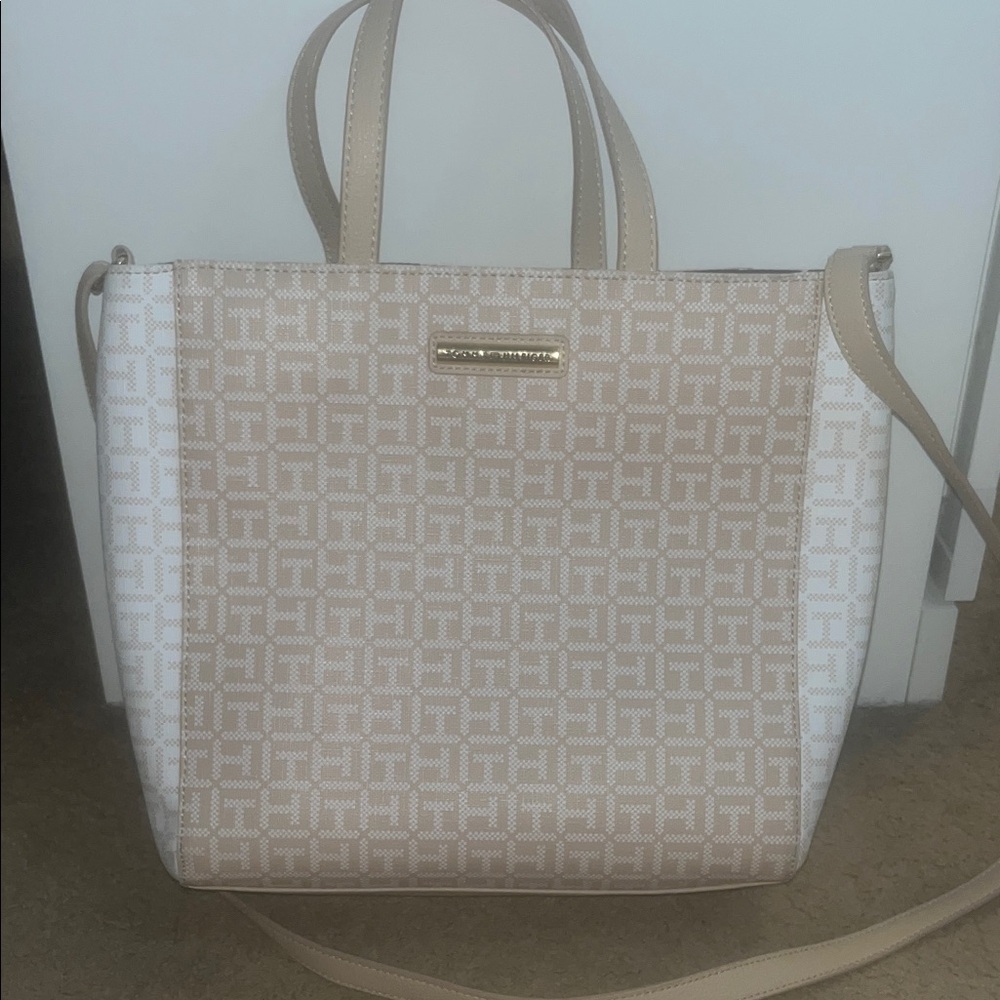 Tommy Hilfiger Tan and White Tote Bag